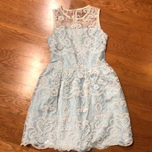 Beautiful size 10 girls dress. Worn once.